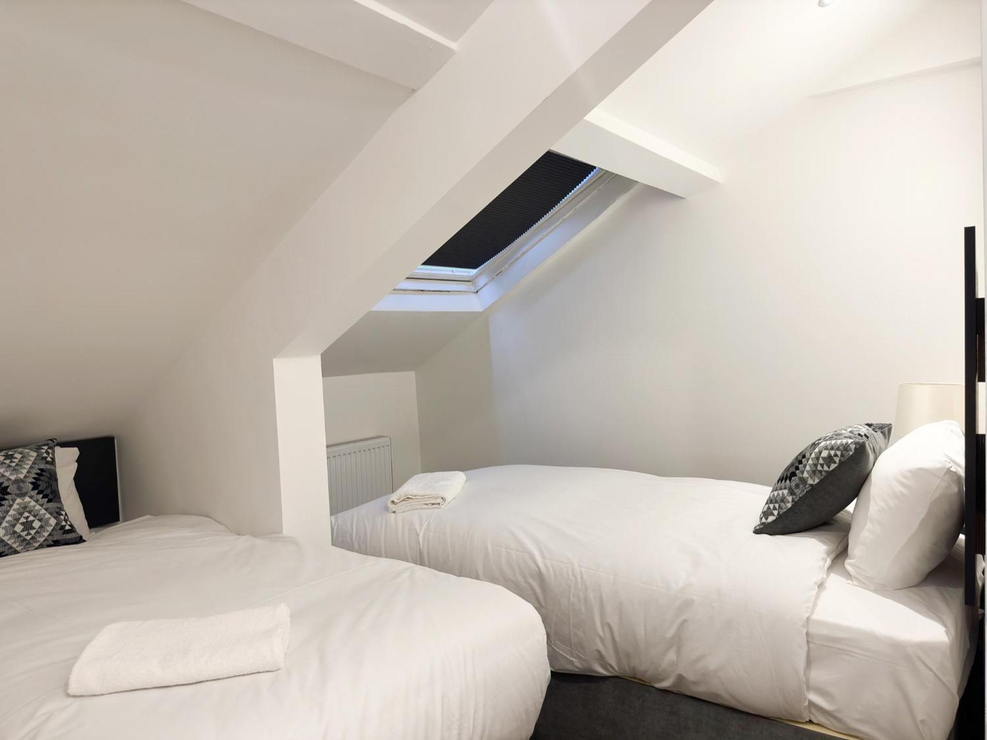 Mulberry Aparthotel Newcastle Gateshead Room photo