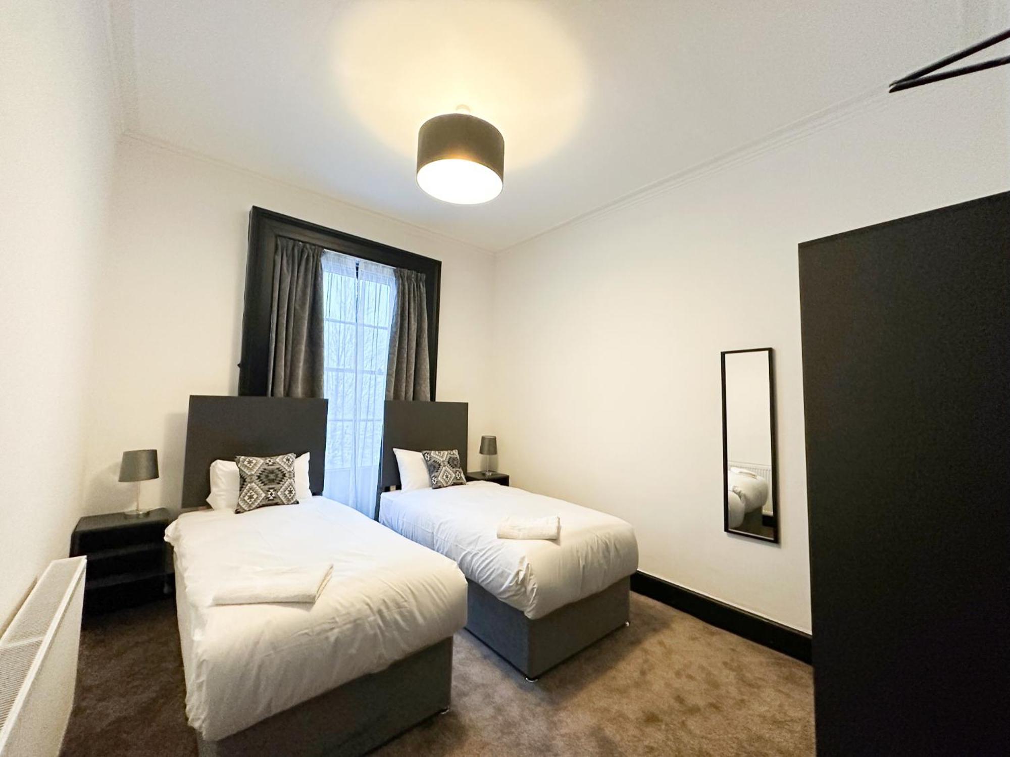 Mulberry Aparthotel Newcastle Gateshead Room photo